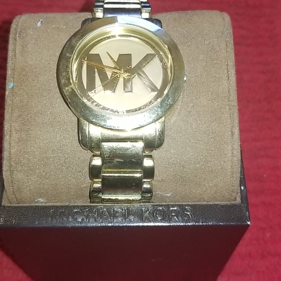 Watck - Picture 4 of 4